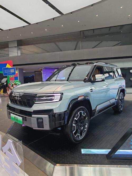 广州204比亚迪方程豹硬派越野的爆款，英菲尼迪35周年与你共成长
