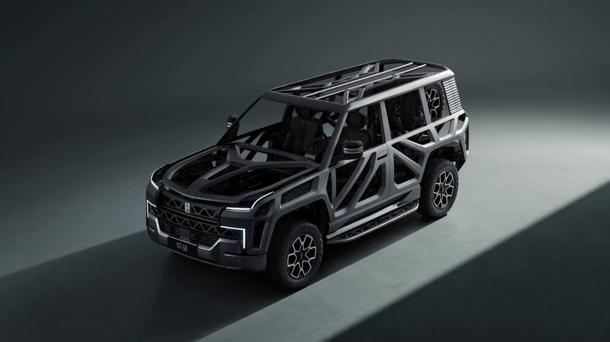 广州204仰望U8硬派越野的科技魅力，国能汽车对传统燃油车市场的冲击